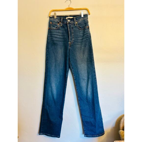 Levi’s Ribcage Straight Jeans - Picture 2 of 6